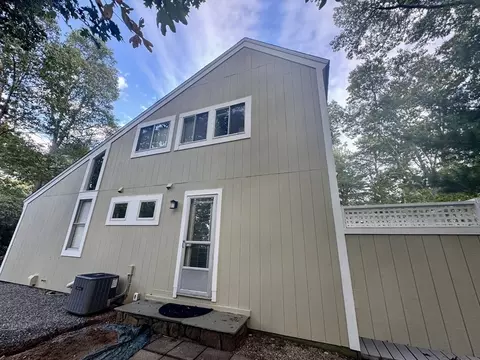Exterior - 4 Marway, Mashpee, MA 02649 photo 4 of 7