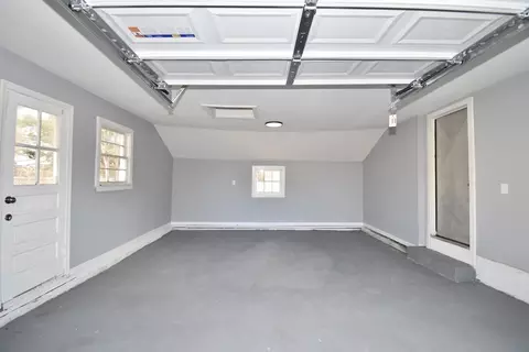 Other - 31 E Bay Path Ter, Springfield, MA 01109 photo 7 of 9