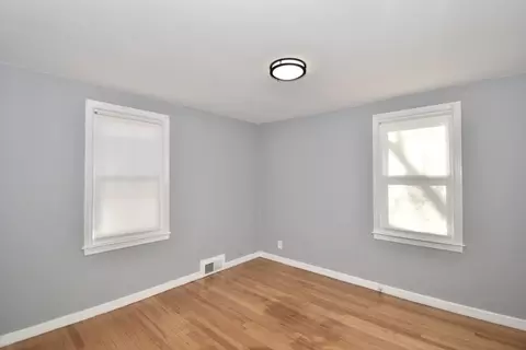 Bedroom - 31 E Bay Path Ter, Springfield, MA 01109 photo 2 of 2