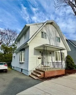 52 Mckinely St, Everett, MA 02149