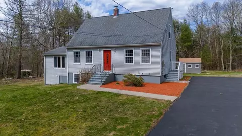11 Buffum Rd, Charlton, MA 01507