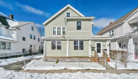100-102 Wait St, Springfield, MA 01104