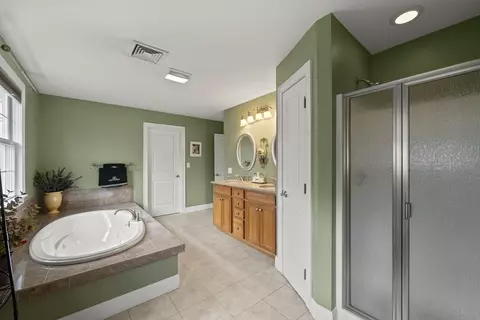 1235 Watkins St, Fall River, MA 02720 photo 36