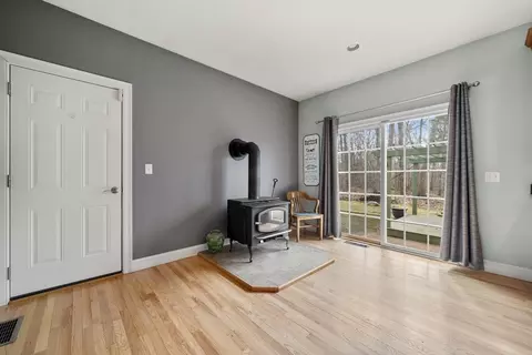 1235 Watkins St, Fall River, MA 02720 photo 25