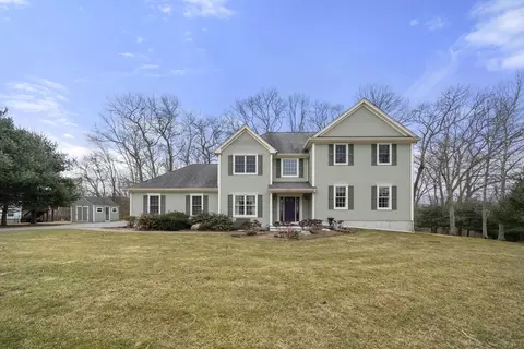 1235 Watkins St, Fall River, MA 02720 photo 5