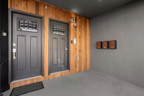 Entry Way - 7 Bellingham Ave #3, Everett, MA 02149 photo 1 of 2