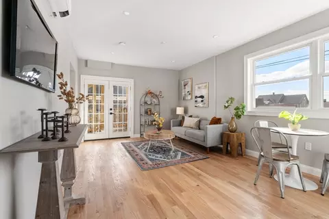 Living - 7 Bellingham Ave #3, Everett, MA 02149 photo 3 of 3