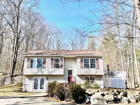 13 Oxbow Rd, North Oxford, MA 01537