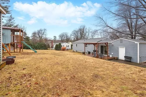 37 Gourley Rd, Springfield, MA 01129 photo 37