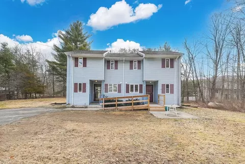 137 Boston Rd, Palmer, MA 01069