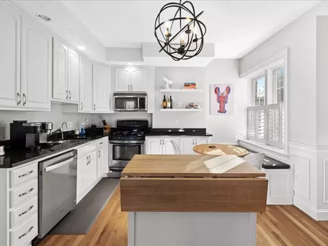 39 Sullivan St #3, Boston, MA 02129