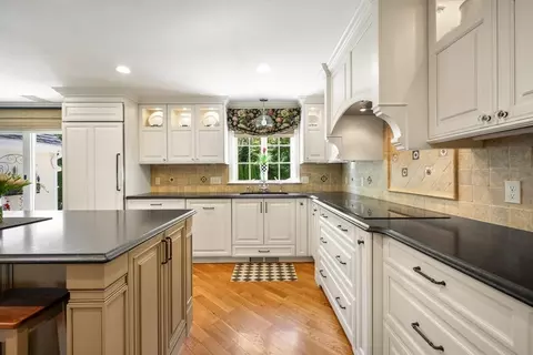 51 Meadowbrook Rd, Needham, MA 02492 photo 10