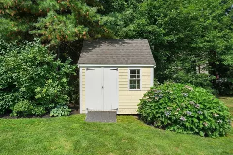 51 Meadowbrook Rd, Needham, MA 02492 photo 38