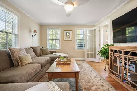 51 Meadowbrook Rd, Needham, MA 02492 photo 16