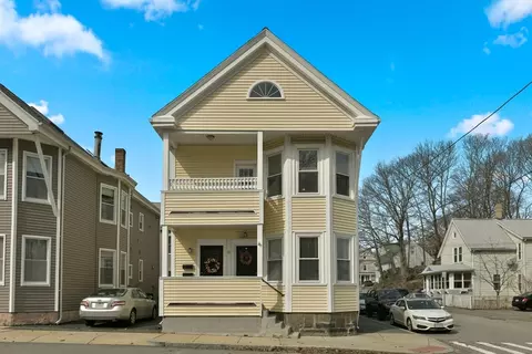 11 Clifton Ave #2, Salem, MA 01970