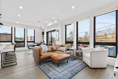 11 Taft Hill Ter #2, Roslindale, MA 02131