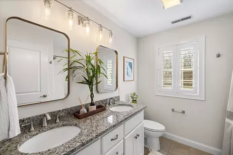 122 Lowell St, Reading, MA 01867 photo 14