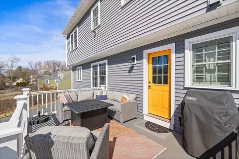 122 Lowell St, Reading, MA 01867 photo 24