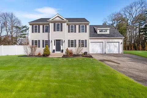 4 Park Ave, Plymouth, MA 02360