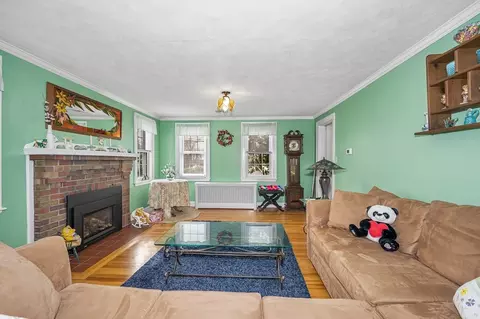 41 High St, Stoneham, MA 02180 photo 17