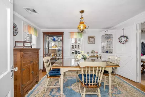 41 High St, Stoneham, MA 02180 photo 12