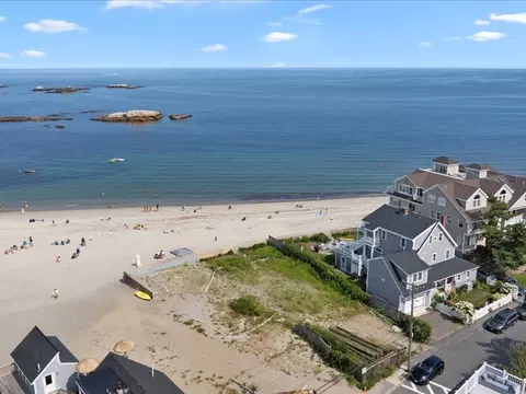 72 Glades Rd, Scituate, MA 02066