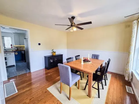 8 Willis Dr, Norton, MA 02766 photo 9