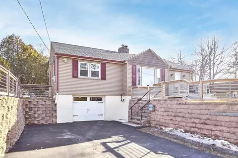 106 Jonathan St, Gardner, MA 01440 photo 5