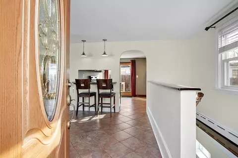 106 Jonathan St, Gardner, MA 01440 photo 8
