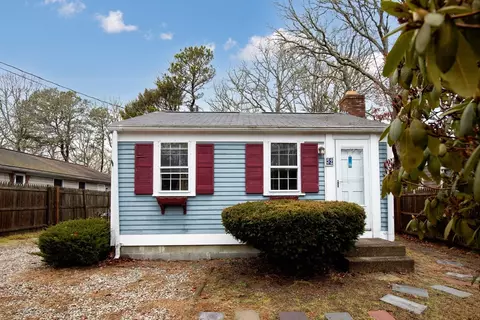 52 Nauset Rd, Yarmouth, MA 02673