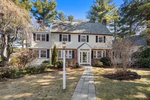 128 Dane Hill Rd, Newton, MA 02461
