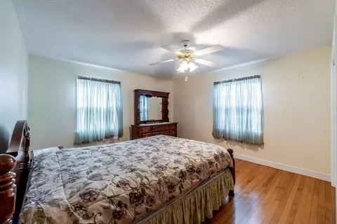 589 Allen St, Springfield, MA 01118 photo 21