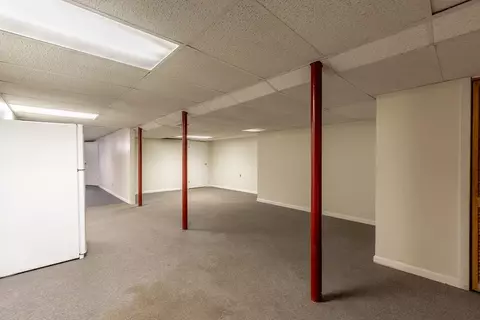 589 Allen St, Springfield, MA 01118 photo 31
