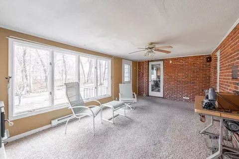 589 Allen St, Springfield, MA 01118 photo 18