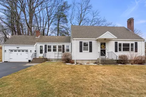 17 Still Dr, Hudson, MA 01749