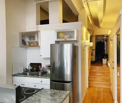 12 Stoneholm St #327, Boston, MA 02115