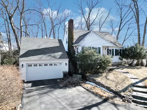 92 Intervale Rd, Dedham, MA 02026 photo 2