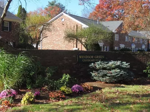 1202 Windsor Dr #1202, Framingham, MA 01701