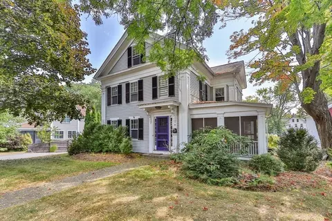 35 Church St, Holliston, MA 01746