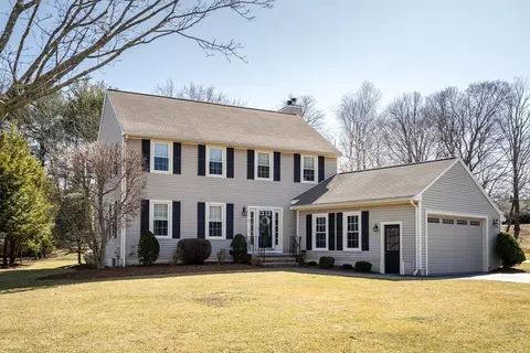 2 Jessica Dr, Woburn, MA 01801