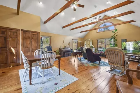 4 Bradish Farm Rd, Upton, MA 01568 photo 11
