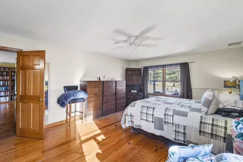 4 Bradish Farm Rd, Upton, MA 01568 photo 17