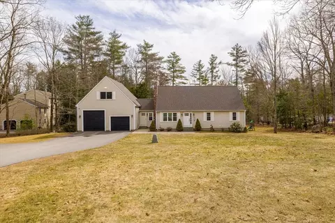 126 New Westminster Rd, Hubbardston, MA 01452