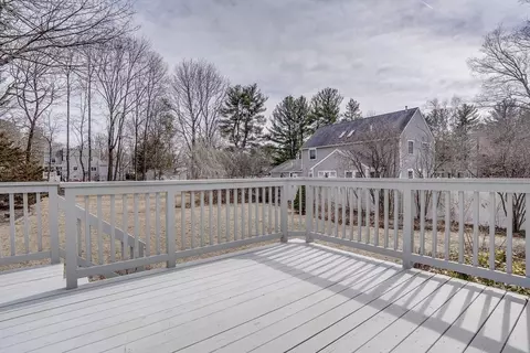 Exterior - 29 Evergreen Rd, Reading, MA 01867 photo 3 of 6
