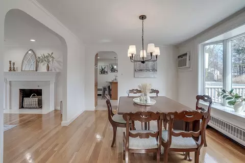 Dining - 29 Evergreen Rd, Reading, MA 01867 photo 1 of 3