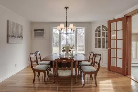 Dining - 29 Evergreen Rd, Reading, MA 01867 photo 2 of 3