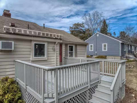 Exterior - 29 Evergreen Rd, Reading, MA 01867 photo 2 of 6