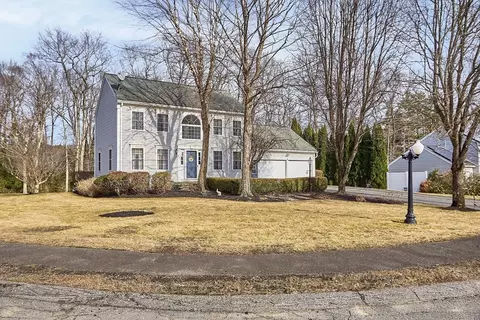 79 Kyle Rd, Fitchburg, MA 01420