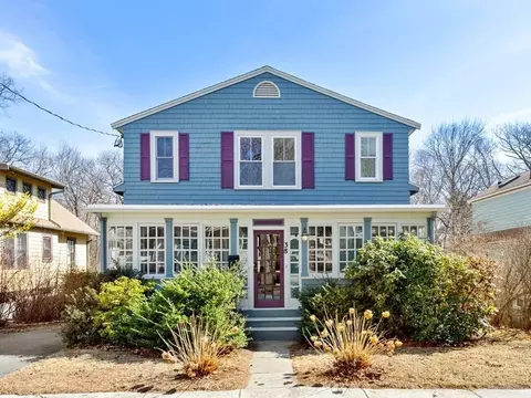 38 High Haith Rd, Arlington, MA 02476
