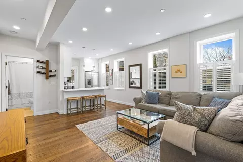 3 Roslin St #1, Boston, MA 02124